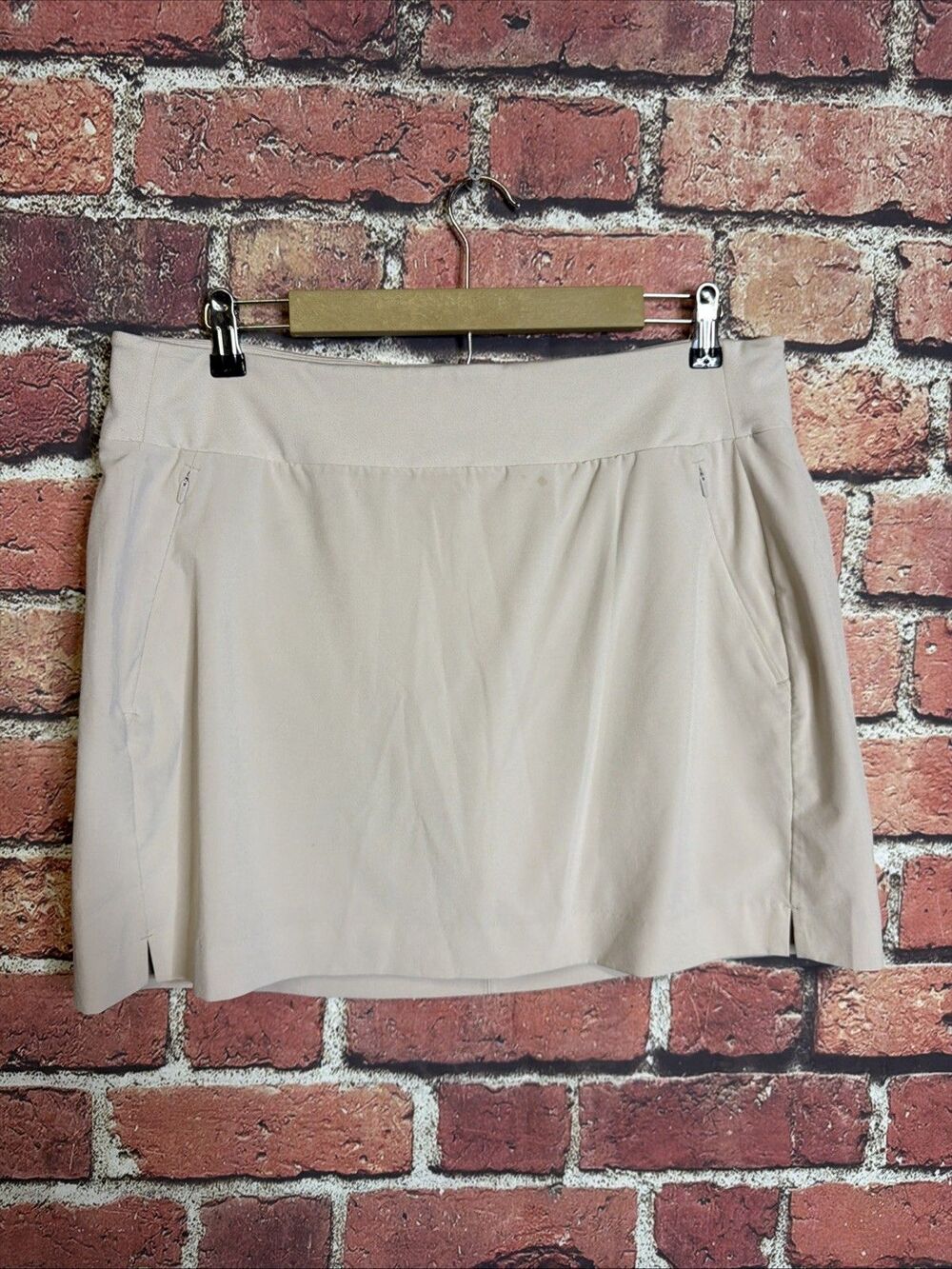 Athleta Women’s Size 16 Beige/Tan Soho Skort with Pockets